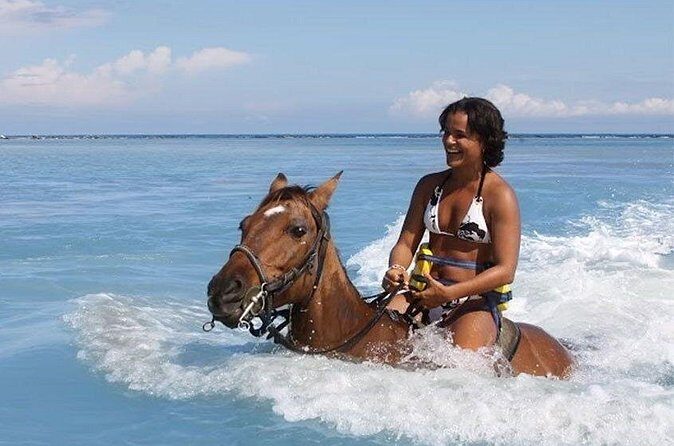 Horseback Ride/Swim and Blue Hole Falls Daytrip with Transfers - Who Will Love This Tour?