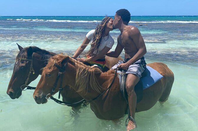 Horseback Riding and Shopping Half Day Tour - FAQ