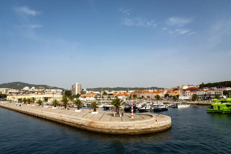 Horseback Riding Experience in Comporta and Setúbal from Lisbon - Who will get the most from this ride