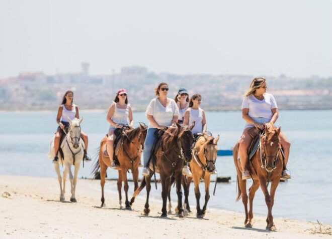 Horseback Riding on the Beach +Tapas + Photo Report - Inclusions