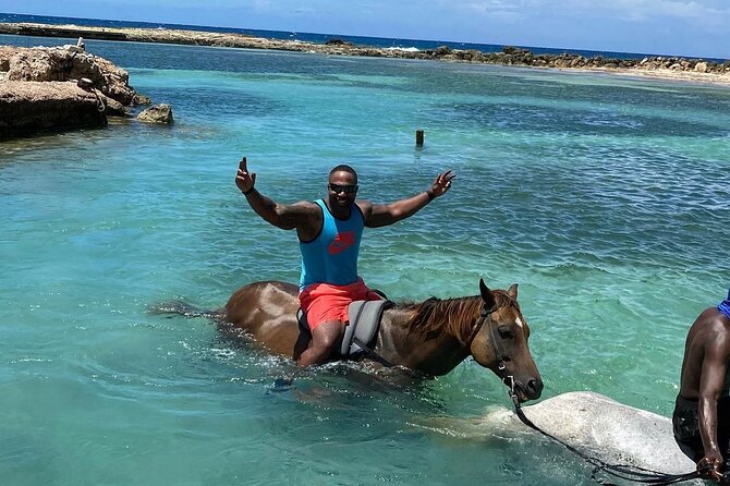 Horseback Riding & Swim Adventure From Montego Bay With Lunch Stop - Itinerary Overview