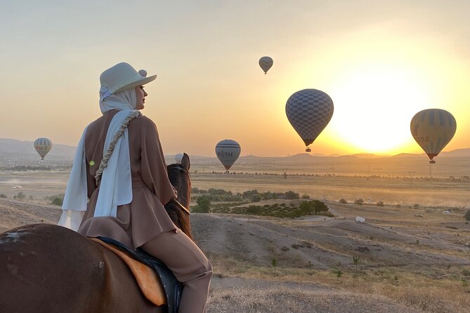 Horseback Sunset Tour in the Unique Valleys of Cappadocia - Meeting and Pickup