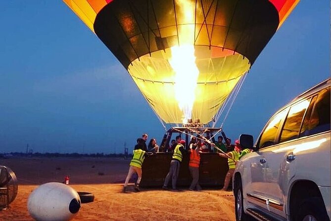 Hot Air Balloon Deluxe With Falconry - Falconry Show During the Flight