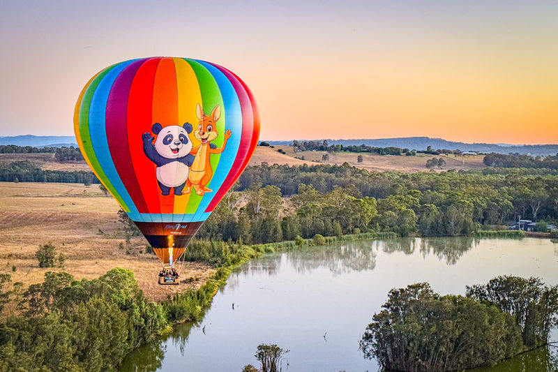 Hot Air Balloon Flight Experience in Hunter Valley - From pre-dawn meeting to balloon setup