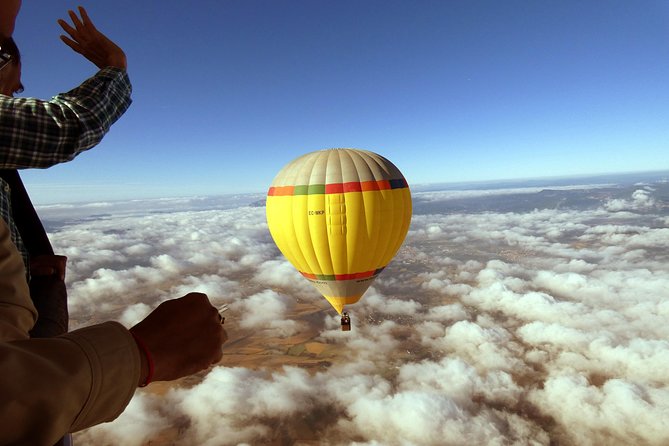 Hot Air Balloon Flight From Barcelona - Meeting and Pickup Details