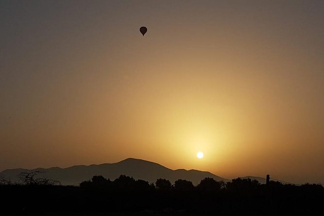 Hot Air Balloon Flight Over Marrakech With Traditional Breakfast - Authentic Berber Breakfast in a Moroccan Tent