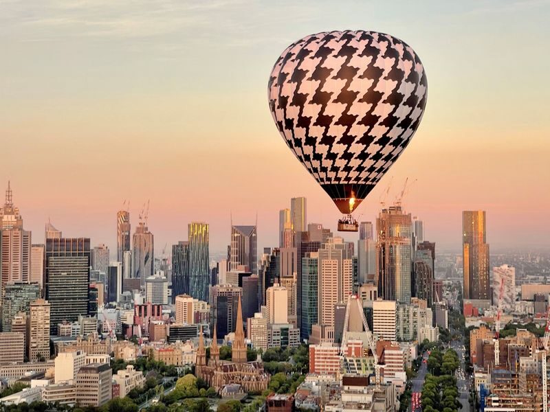 Hot Air Balloon Flight over Melbourne City - Cold-weather clothing and what to bring