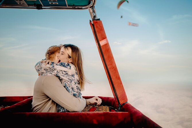 Hot Air Balloon Ride and Classic Land Rover Desert Ride in Dubai - Cancellation Policy