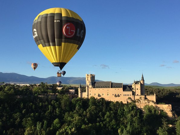 Hot-Air Balloon Ride Over Segovia With Optional Transport From Madrid - Customer Reviews and Experiences