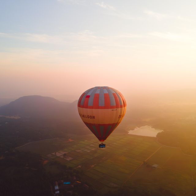 Hot Air Balloon Ride - Sigiriya - Balloon Experience