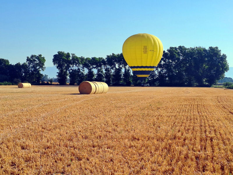 Hot air balloon ride with optional pick-up from Barcelona - Practical details to check before booking
