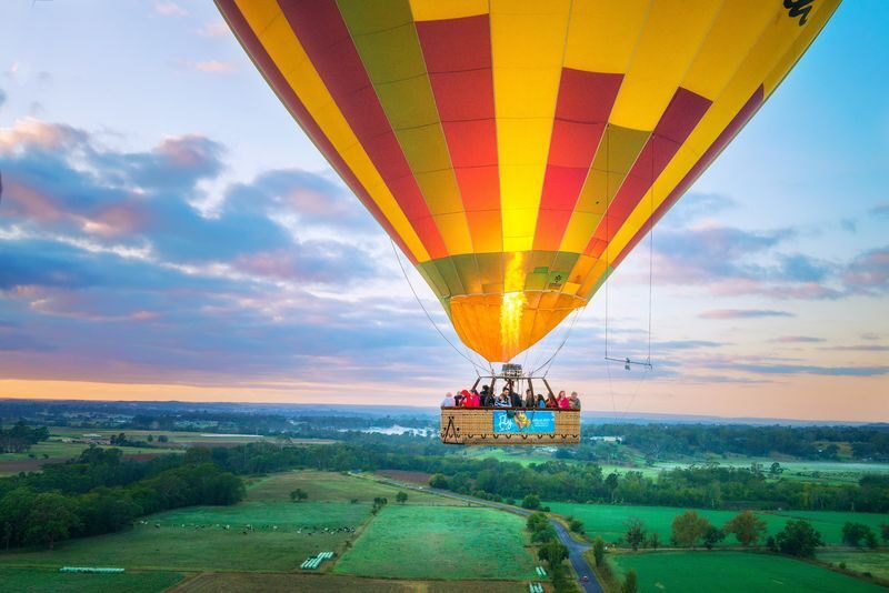 Hot Air Balloon Sunrise Flight in Camden Valley - A sunrise flight above Camden Valley