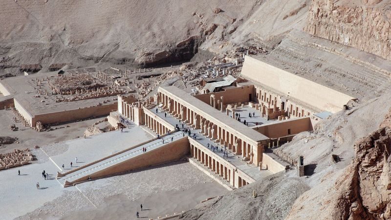 Hot Air Balloon & West Bank Tour - Luxors Tombs & Temples - Does the price make sense?