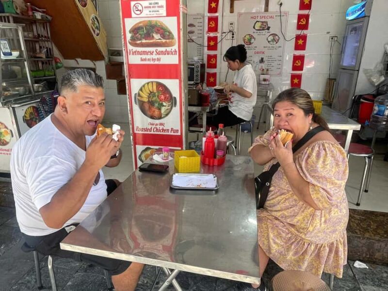 (HOT) Hanoi Guided Food and Train Street Tour with Local - FAQ