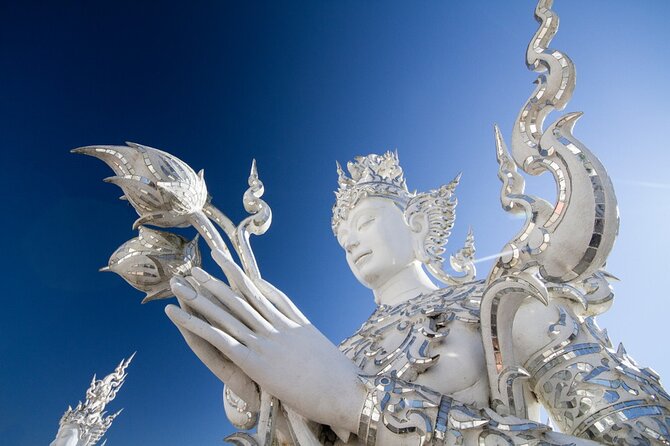 Hot Spring, White Temple, Blue Temple & Black Museum W/ Lunch - Additional Attractions