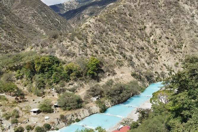 Hot Springs in Tolantongo Full-Day Tour With Breakfast - Grutas Tolantongo