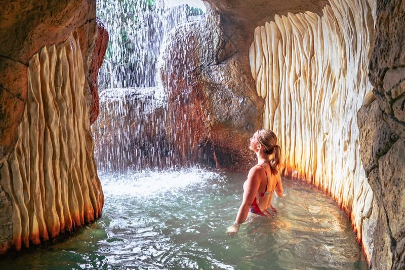 Hot Springs Sanctuary Experience - What the price covers, and what it does not