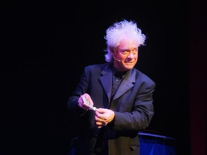 Hot Springs: The Maxwell Blade Theatre of Magic - Customer Reviews