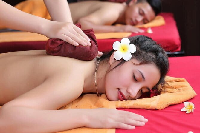 Hot Stone Massage For Full Body Blood Circulation At Da Nang - Who Is This Experience Best For?
