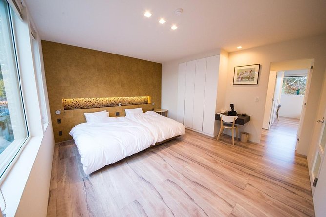 Hot Topic Glamping Experience at Hakodates Luxurious Rental Villa - What to Expect During the Experience