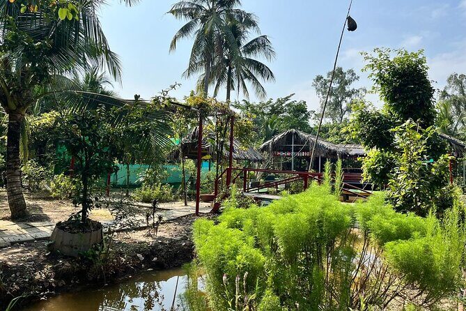 Hot tour ! Guided My Tho Tour from Ho Chi Minh & Kayak - Tay Son Island’s Market and Fruit Sampling