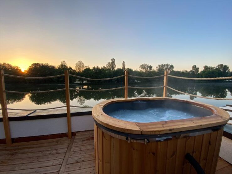 Hot Tub and Relaxation - Top Hot Tub Health Benefits