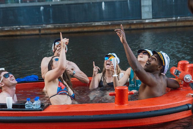 Hot Tub Boat Tour in London - Londons Most Unique Tour - Traveler Photos