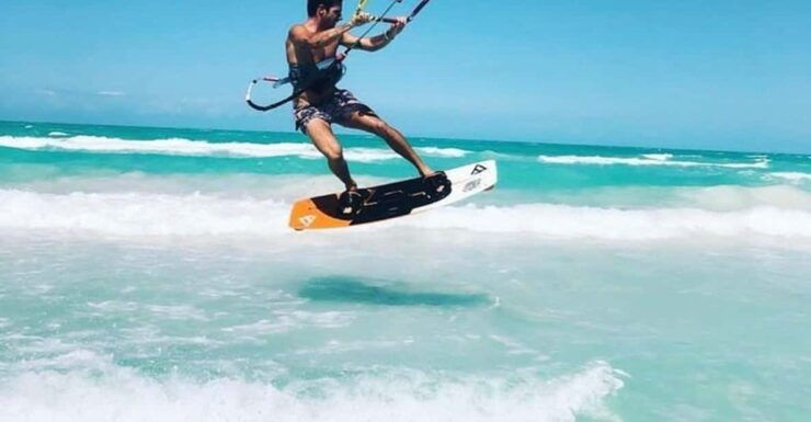 Hotbox: Kitesurfing Lessons Private Course (3 Hours) - Booking Information