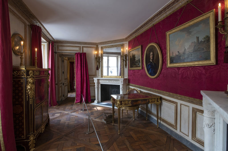 Hotel de la Marine Ticket in Paris - Choosing between the Salons and the permanent tour