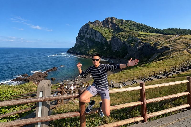 Hotel Pick-up: Jeju Autumn Pink Muhly Day Tour - Small Group - Lunch as a useful pause