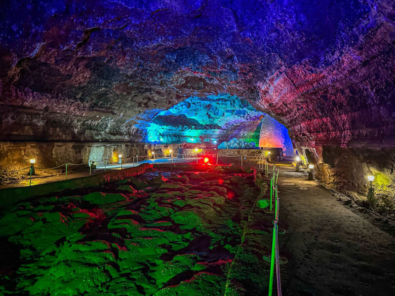 Hotel Pick-up: Jeju Autumn Pink Muhly Day Tour - Small Group - Sunrise Land and Micheon Lava Cave
