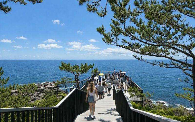 Hotel Pickup: Jeju Round-Island Grand Highlights Small Group Tour - Cultural stops can add a human touch