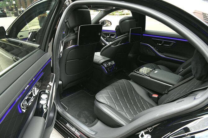 Hourly Disposal Service in Paris: Private Driver by Luxury Car - Pricing and Booking