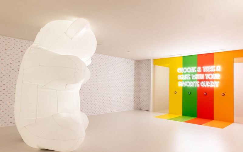 House of Candy Ticket in Barcelona - Who should book House of Candy?