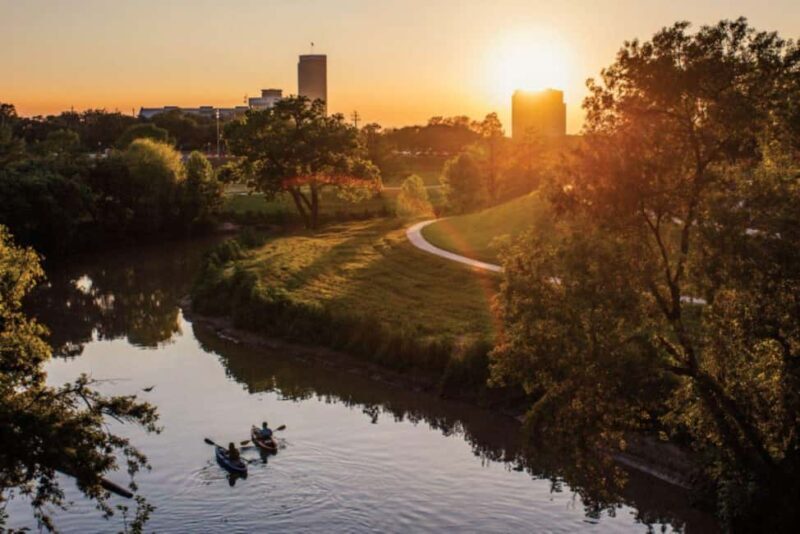 Houston: Sunset Skyline Kayak Tour - The Value of This Tour