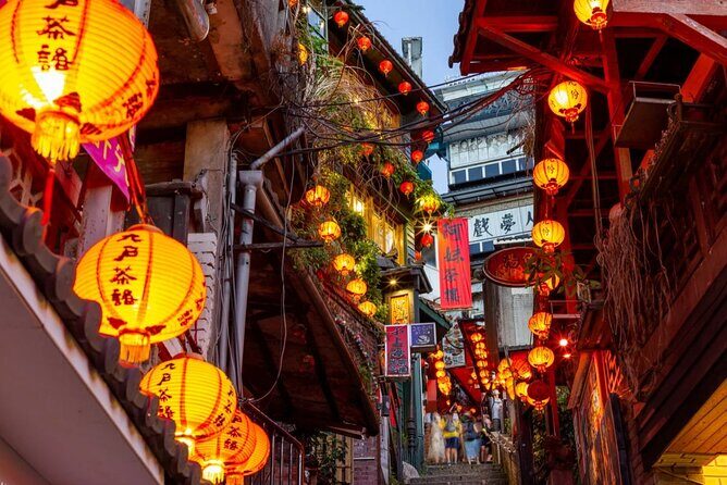 Houtong Cat Village & Jiufen A-Mei Teahouse & Shifen Day Tour - Good To Know