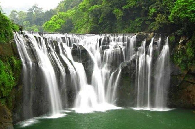 Houtong Cat Village & Jiufen A-Mei Teahouse & Shifen Day Tour - Final Thoughts on Value and Suitability