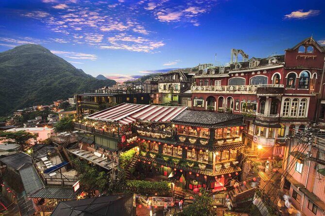 Houtong Cat Village, Shifen Sky Lantern and Jiufen Full Day Tour - Exploring the Itinerary in Depth