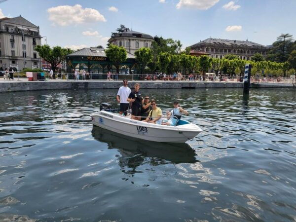 How: 40 Hp Motorboat Without a License and Self-Driving - Frequently Asked Questions