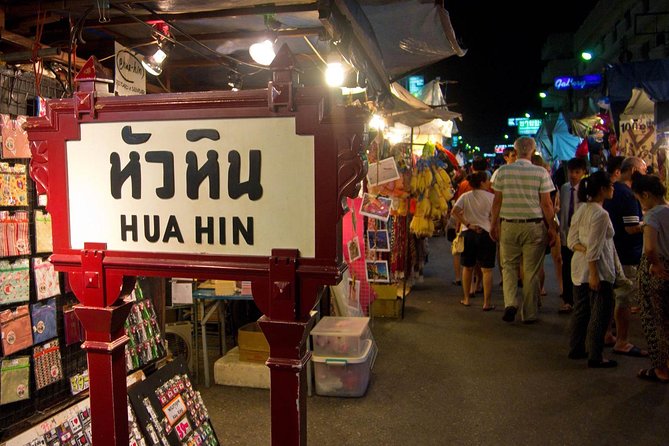 Hua Hin by Night in a Samlor (Trishaw) Including Thai Seafood Dinner - Capturing Memorable Moments in a Samlor Ride