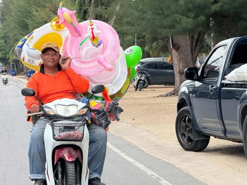 Hua Hin: Cha-Am Beach Tuk-Tuk Tour & Buddhist Ceremony - What Reviewers Are Saying