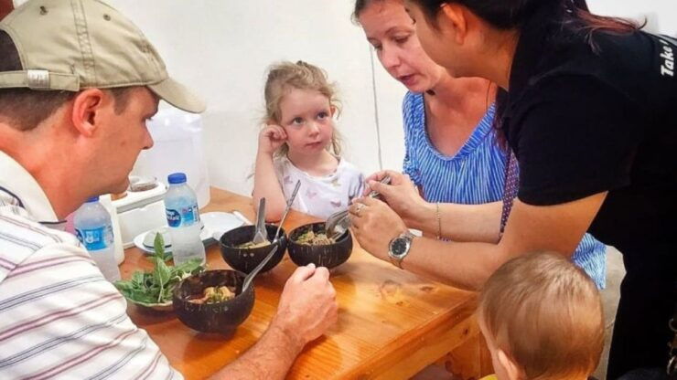 Hua Hin: Family Thai Food Tour With Local Guide - Tour Activity Details
