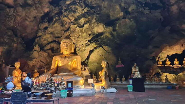 HUA HIN : Phetchaburi & Summer Palace (Private 2 or 3 Pax) - Mahathat Temple