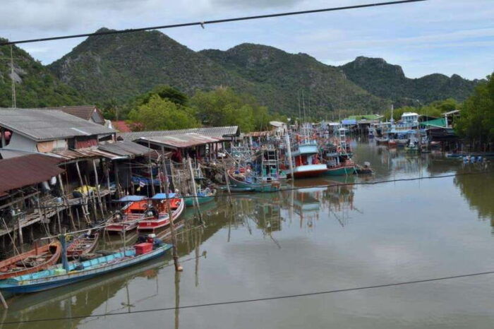 HUA HIN : Phraya Nakhon Cave ( Private 2 or 3 Pax ) - What to Bring