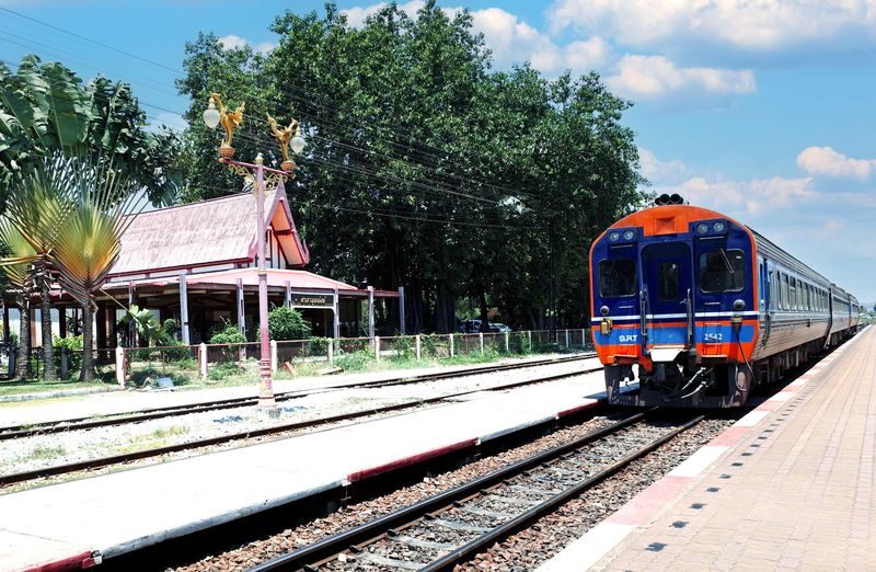 Hua Hin Private Customize Day Tour - Hua Hin sights: royal palaces, station, and shore