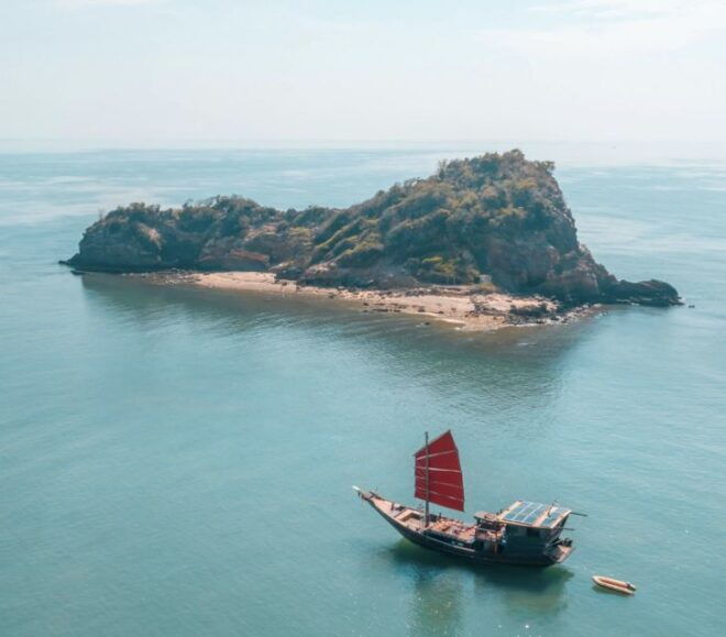 Hua Hin: Siamtara Sunset Sailing Dinner Cruise - Reviews