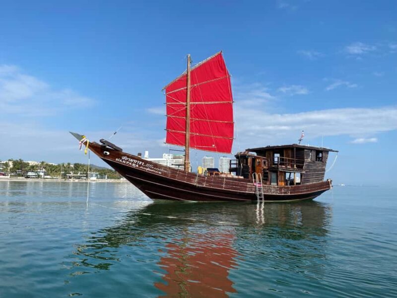 Hua Hin: Siamtara Sunset Sailing Dinner Cruise with Pickup - What Makes This Tour Stand Out?
