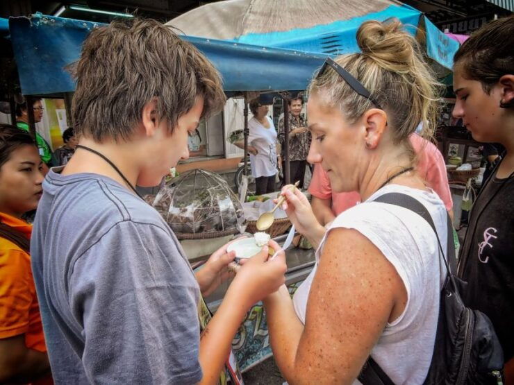 Hua Hin: Thai Street Food & Market Walking Tour - Experience Highlights