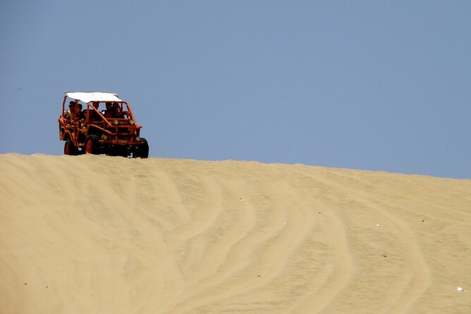 Huacachina Oasis and Nazca Lines Overflight 2D/1N - Tour Details