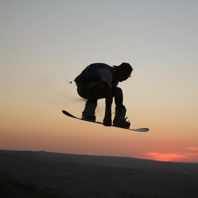 Huacachina Standard: Adventure on Wheels and Sand. - Experience Highlights